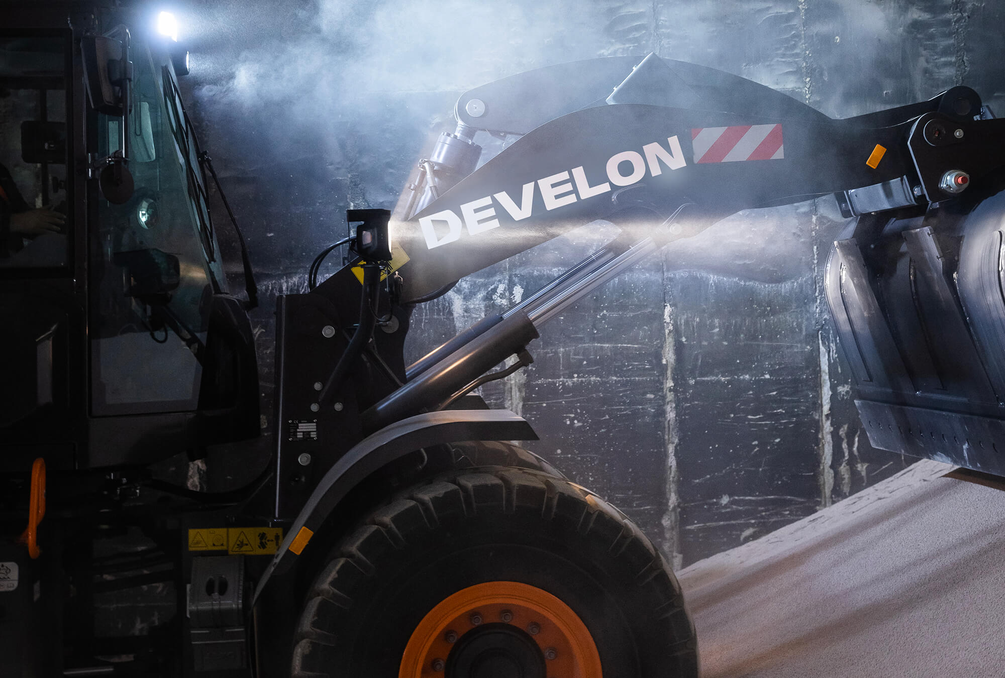 Develon DL220-7 3